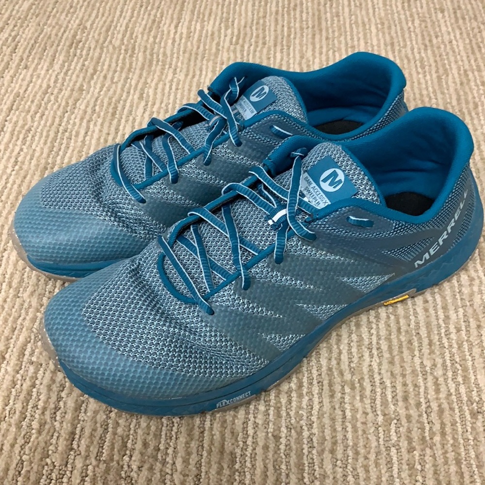 Merrill Bare Access XTR